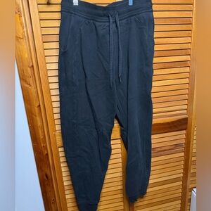 Lululemon Black Jogger Pants size 8